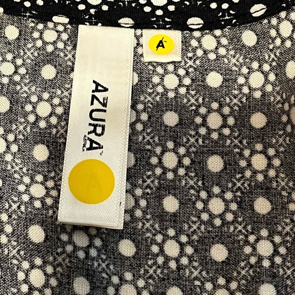 AZURA – Size S (fits medium - Picture 2 of 8